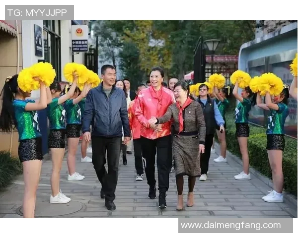 张宁的奋斗故事:从普通学子到行业领军人物的成长之路